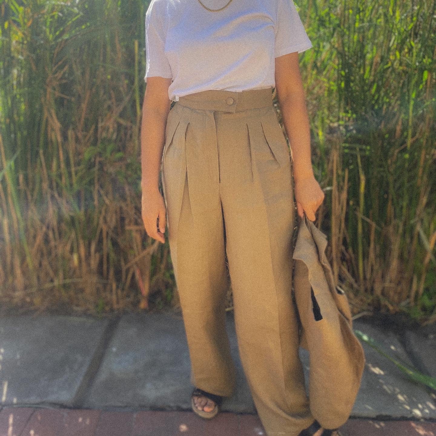 Linen Pleat Trouser
